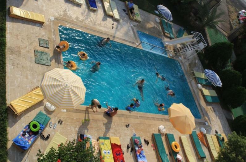 Hare Hotel 阿拉尼亚 外观 照片
